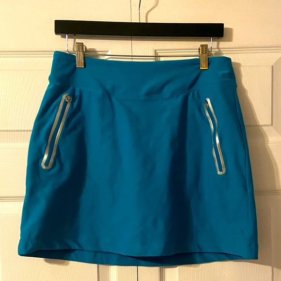 Nike Dresses & Skirts - Nike golf skirt